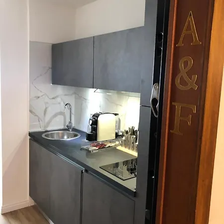 A&f Piazza Garibaldi Apartment